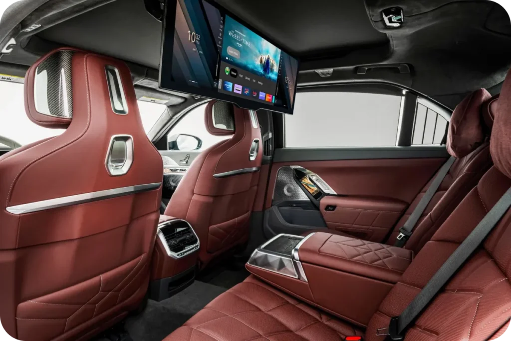 Luxury Chicago airport car service providing professional transportation to O’Hare Airport